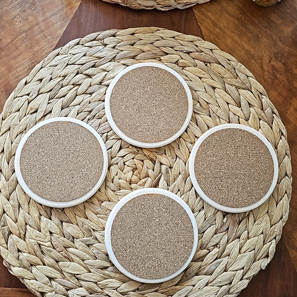 Set of 4 beachy coasters with cork bases - Picture 7 of 7